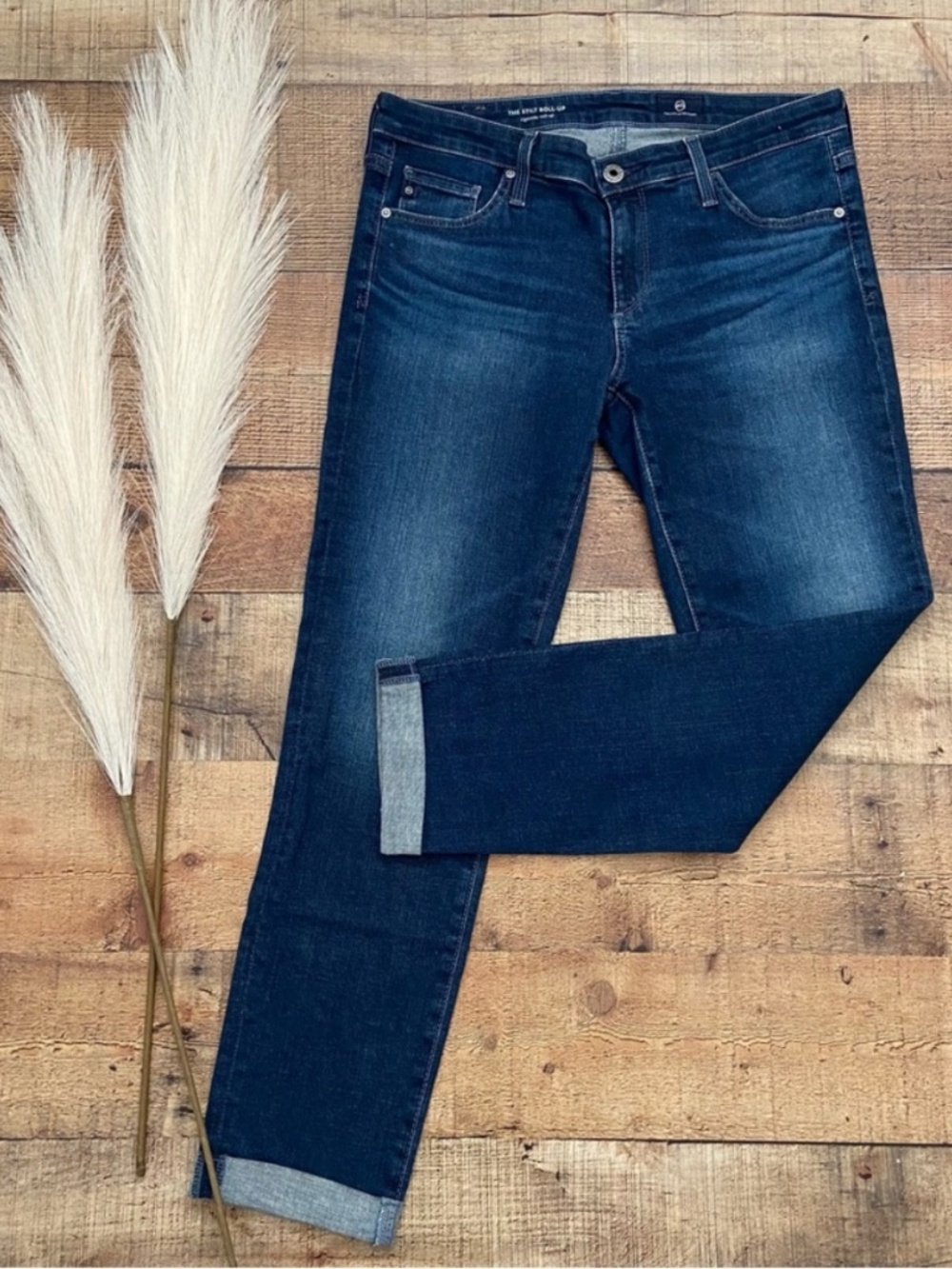 AG ADRIANO GOLDSCHMIED The Stilt Roll Up - Cuffed at Ankle JEANS